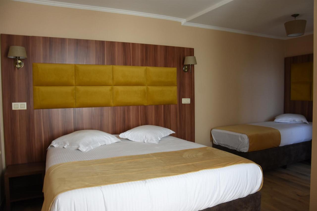 Sun Hotel Saint-Gilles Екстериор снимка