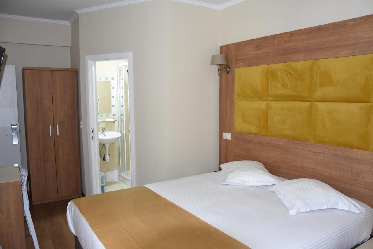 Sun Hotel Saint-Gilles Екстериор снимка