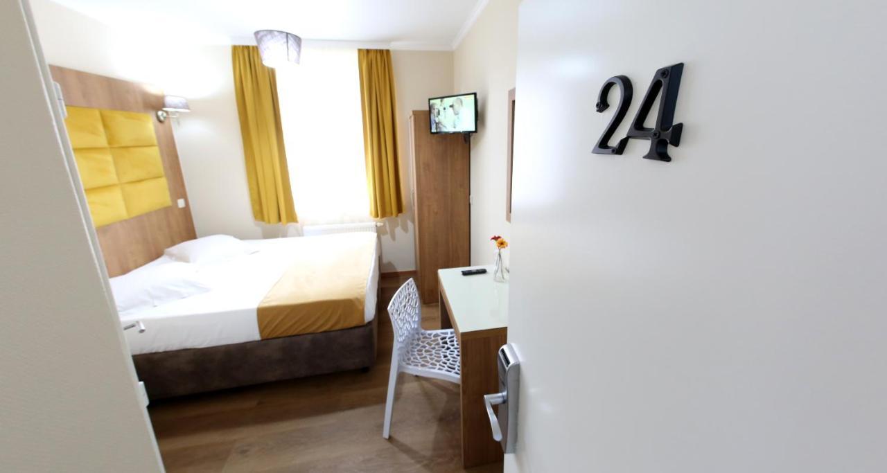 Sun Hotel Saint-Gilles Екстериор снимка