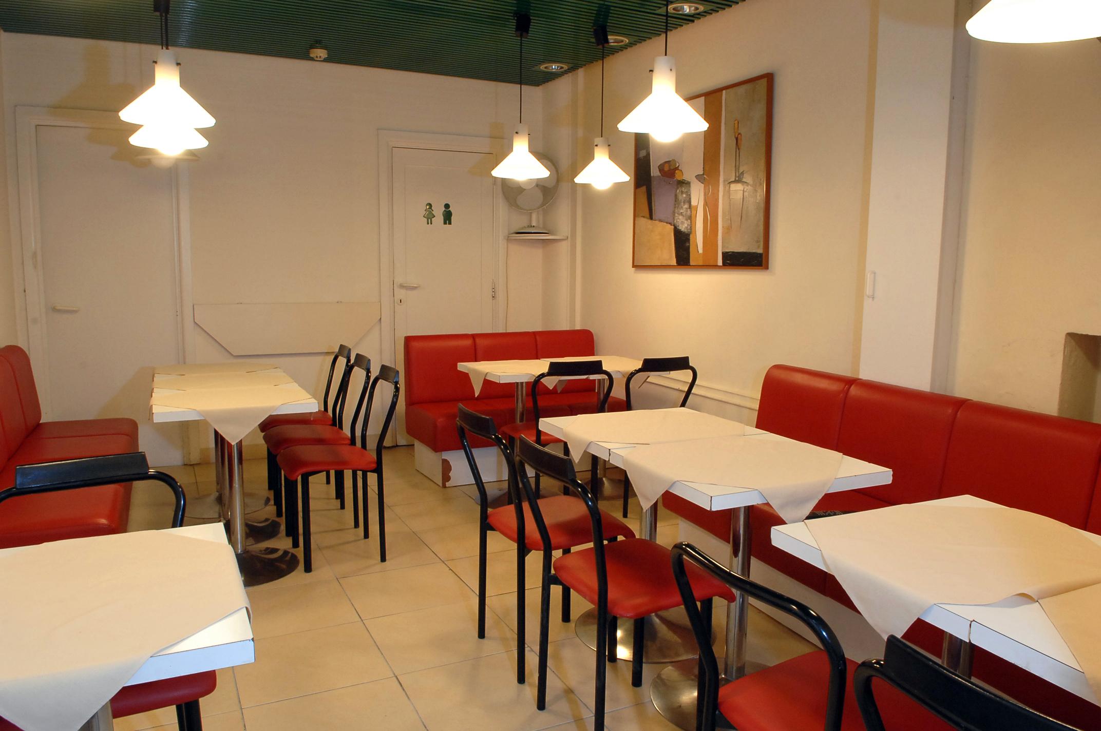 Sun Hotel Saint-Gilles Екстериор снимка