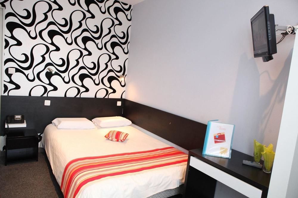 Sun Hotel Saint-Gilles Екстериор снимка